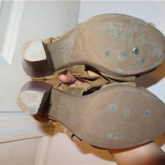 MICHAEL KORS BROWN SUEDE OPEN TOE SHOES SIZE 5 1/2 - Picture 5 of 6